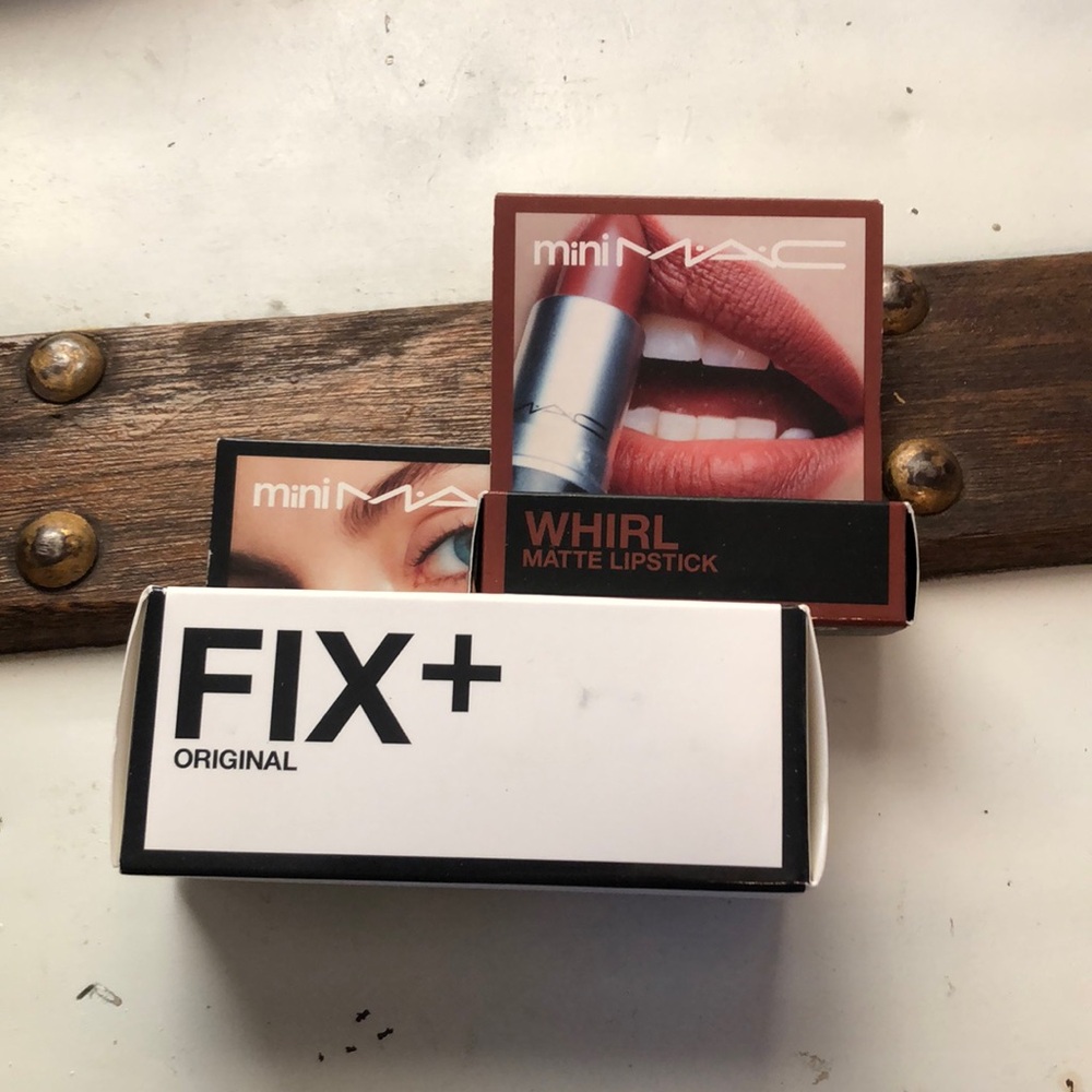 New MAC Samples (matte lipstick & fix +)